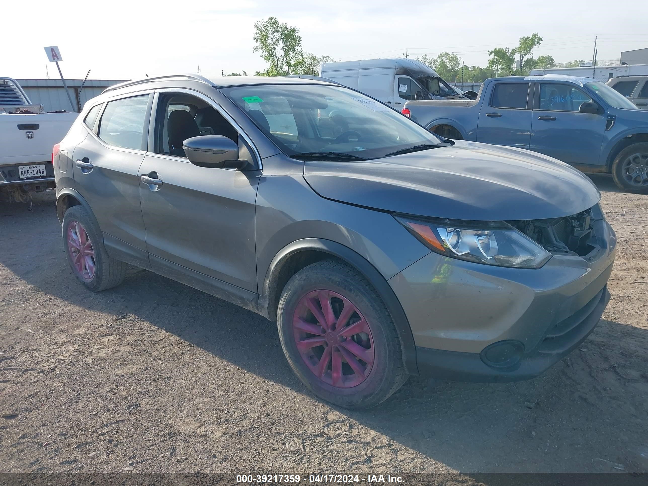 nissan rogue 2018 jn1bj1cp5jw150644