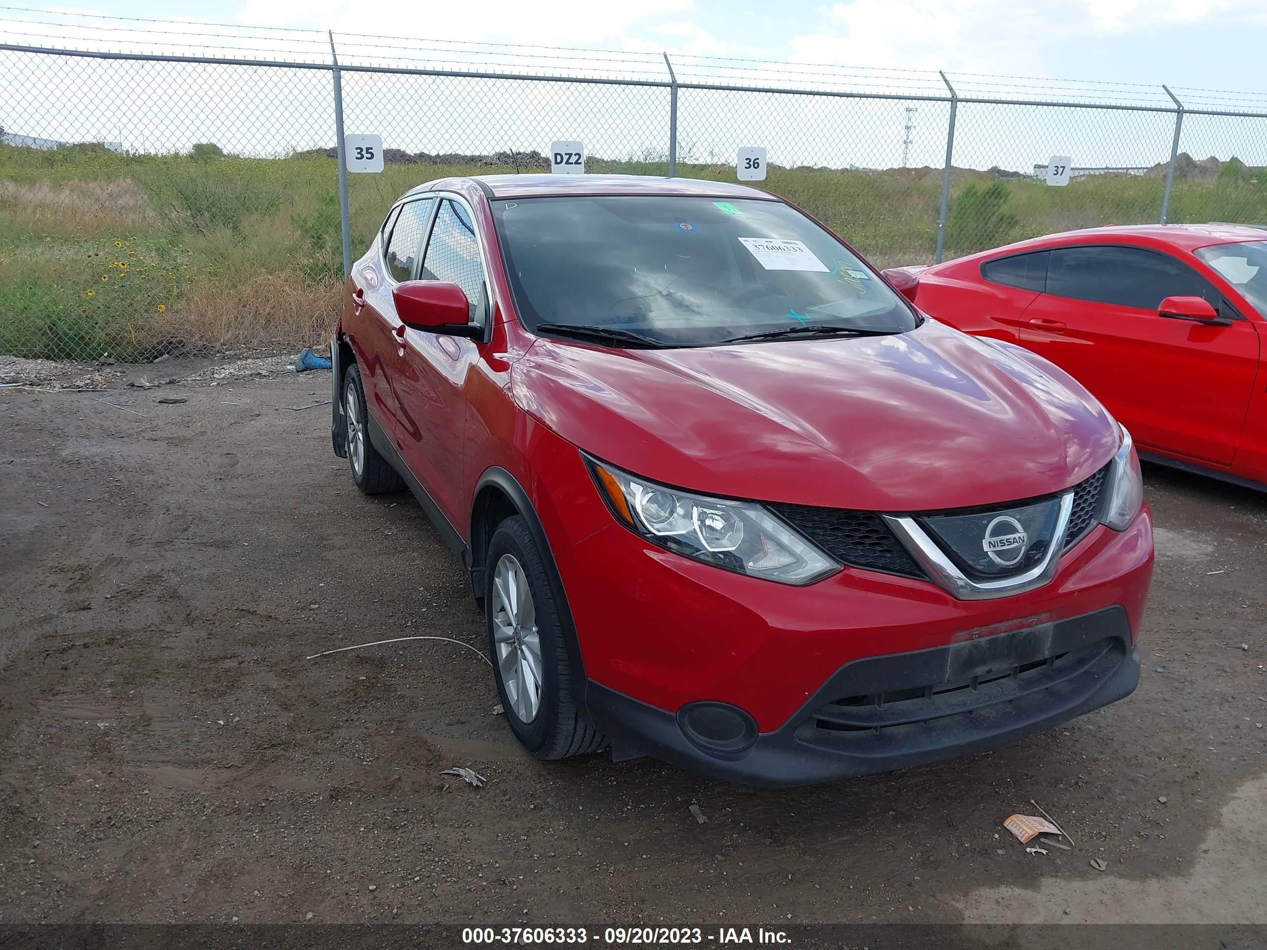 nissan rogue 2018 jn1bj1cp5jw194532