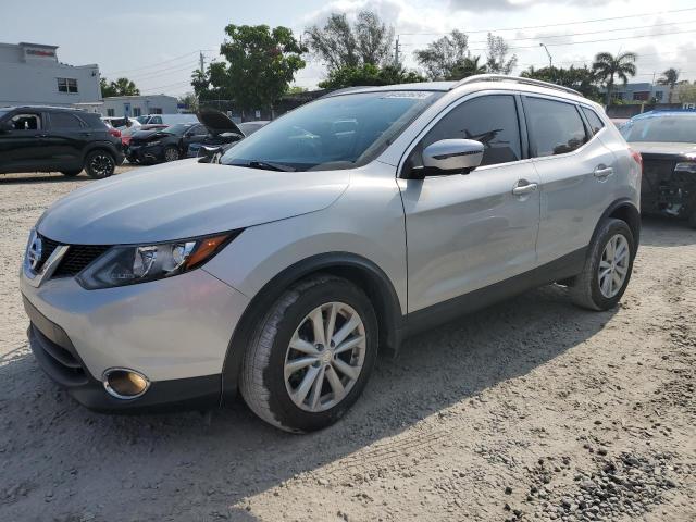 nissan rogue 2017 jn1bj1cr1hw133531