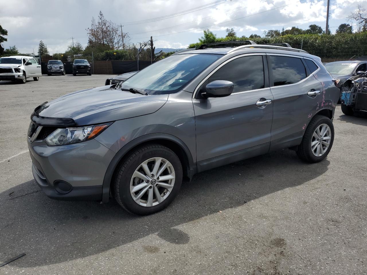 nissan rogue 2019 jn1bj1cr1kw626892