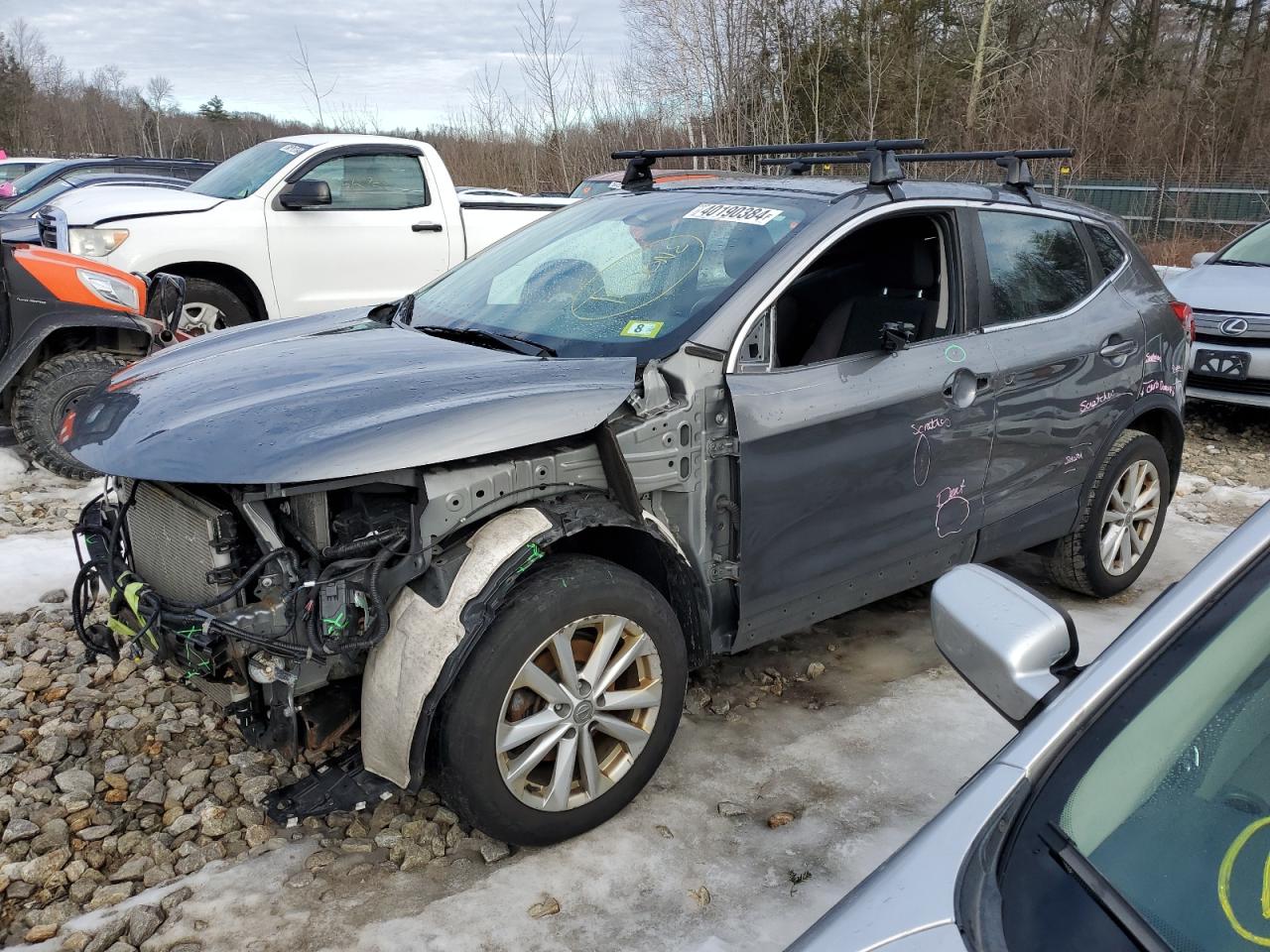 nissan rogue 2018 jn1bj1cr3jw201303