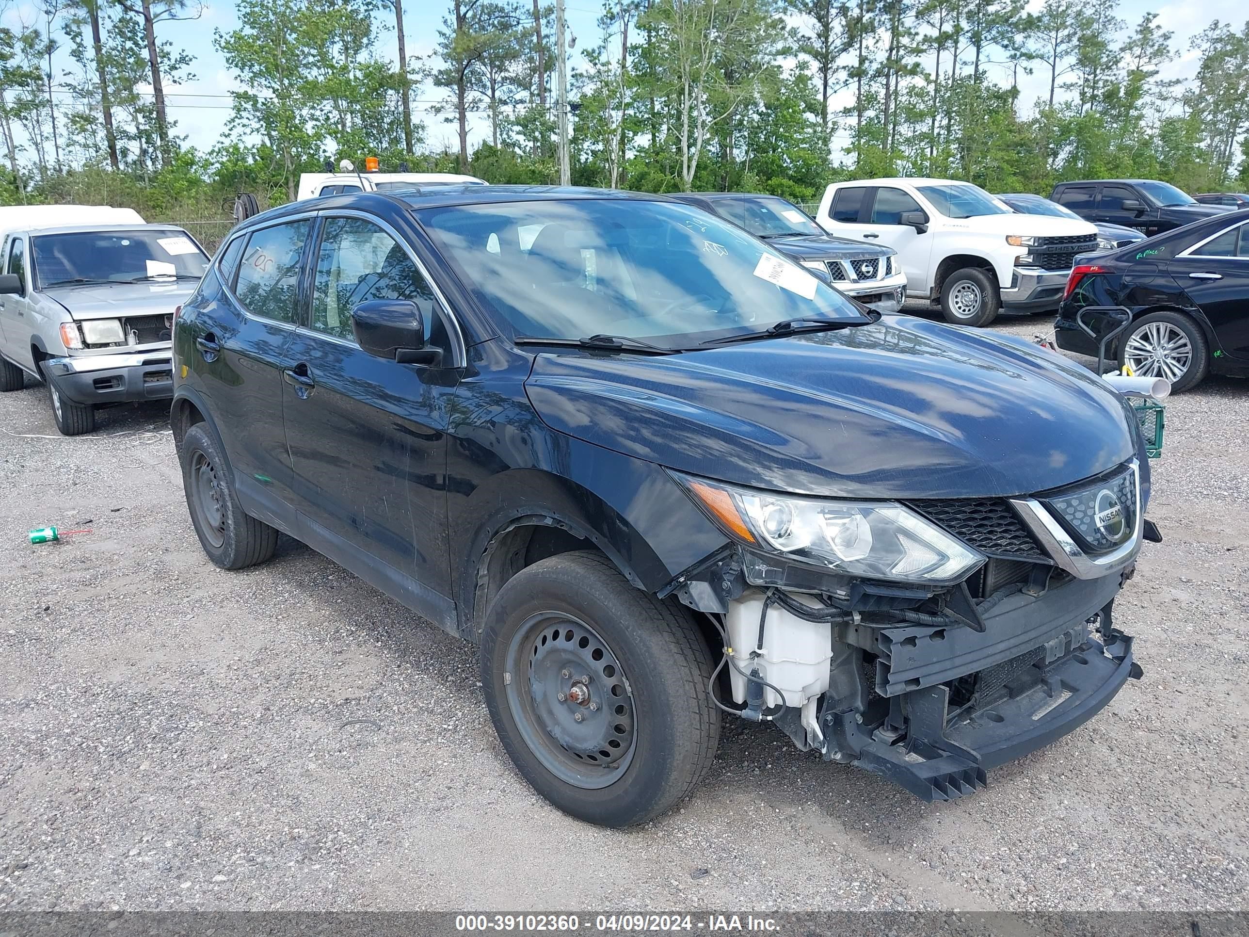 nissan rogue 2018 jn1bj1cr3jw287065