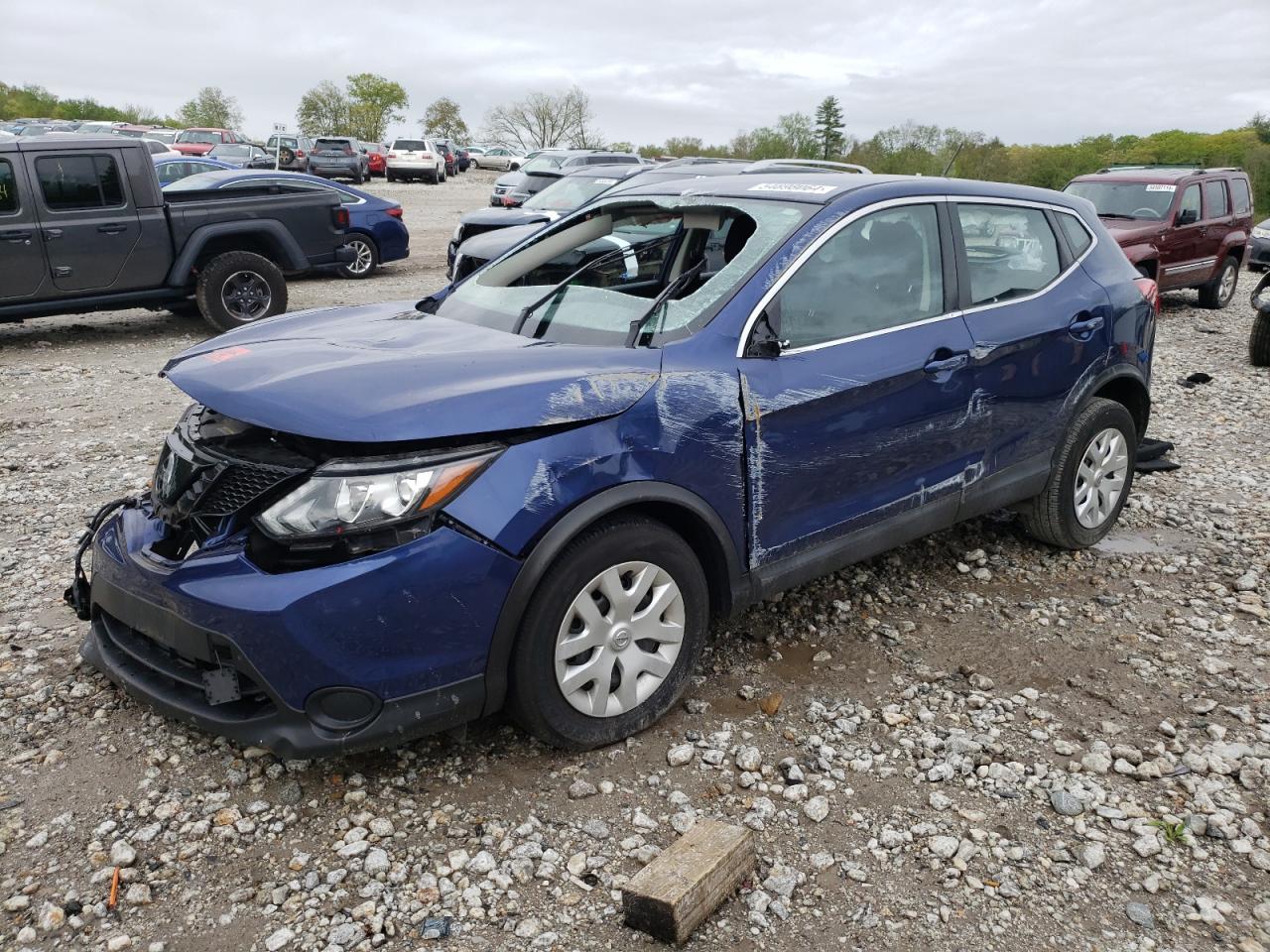 nissan rogue 2019 jn1bj1cr3kw330532