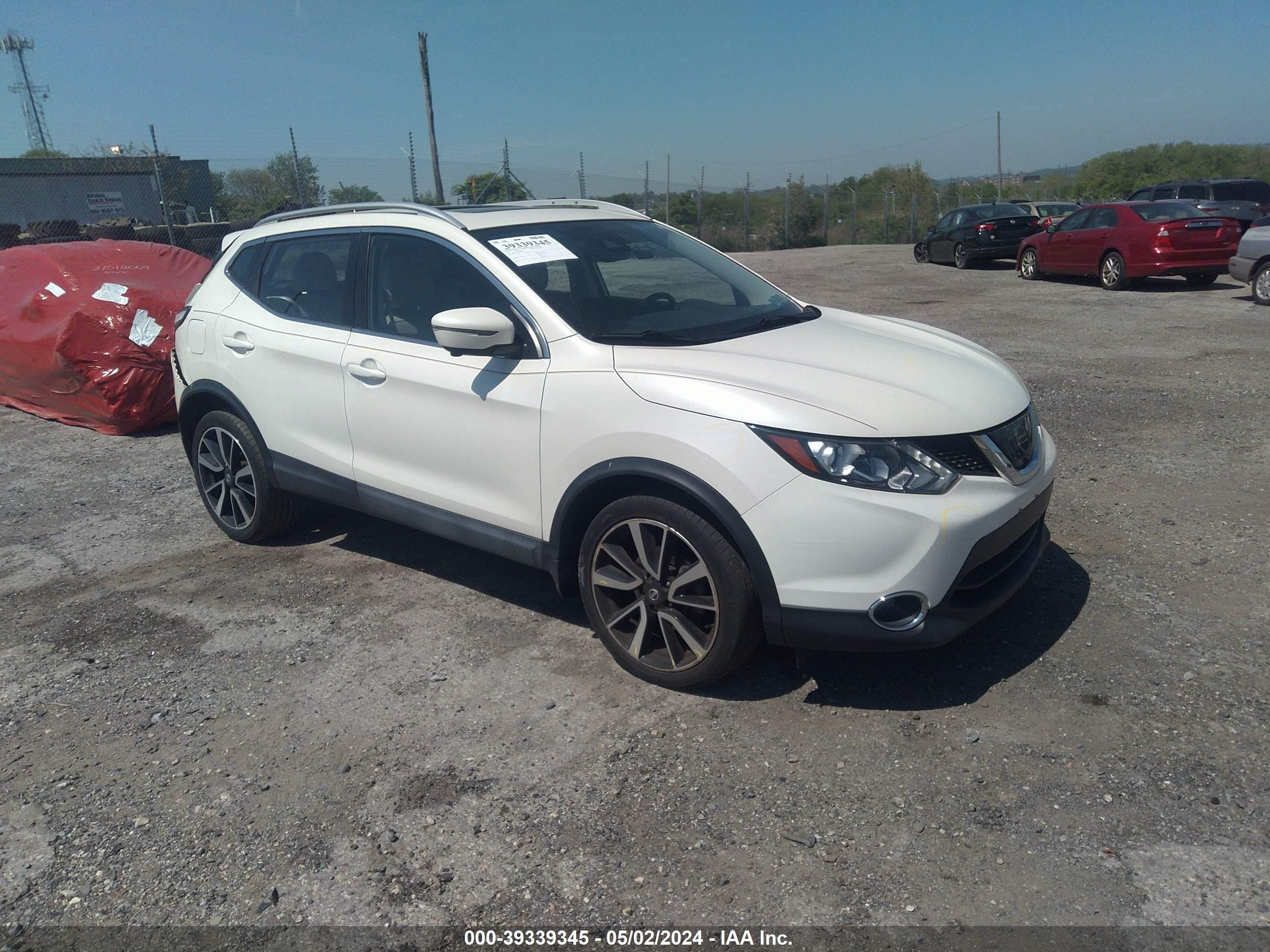 nissan rogue 2017 jn1bj1cr4hw108977