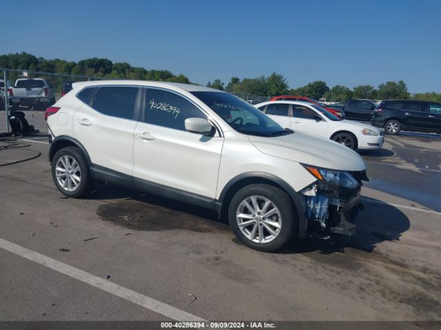 nissan rogue sport 2017 jn1bj1cr8hw110120