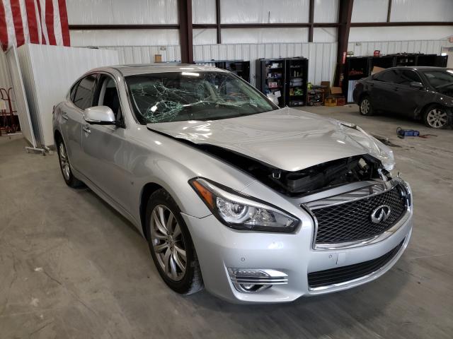 infiniti  2017 jn1by1ap6hm740954