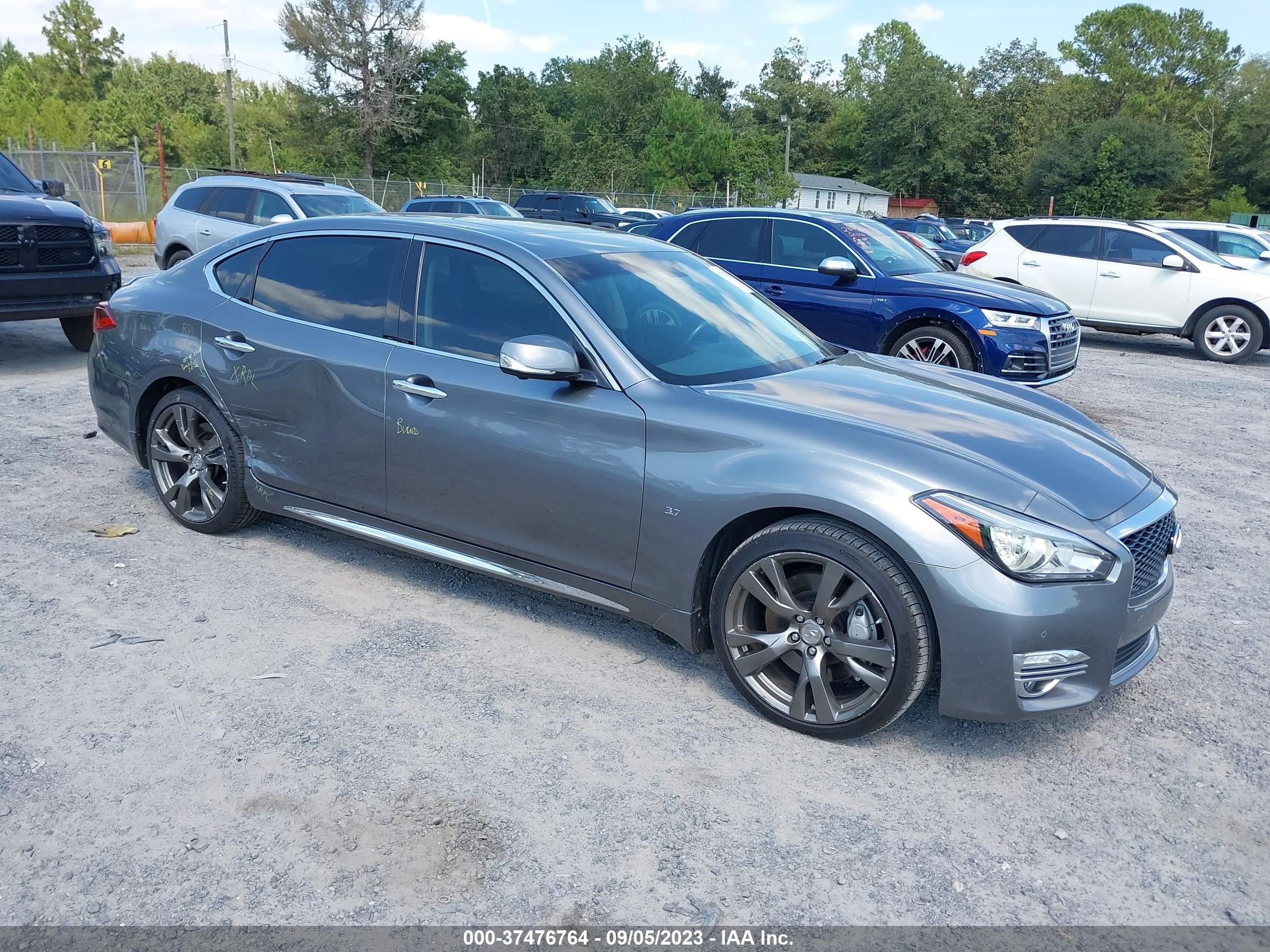 infiniti q70 2018 jn1by1pp6jm330409