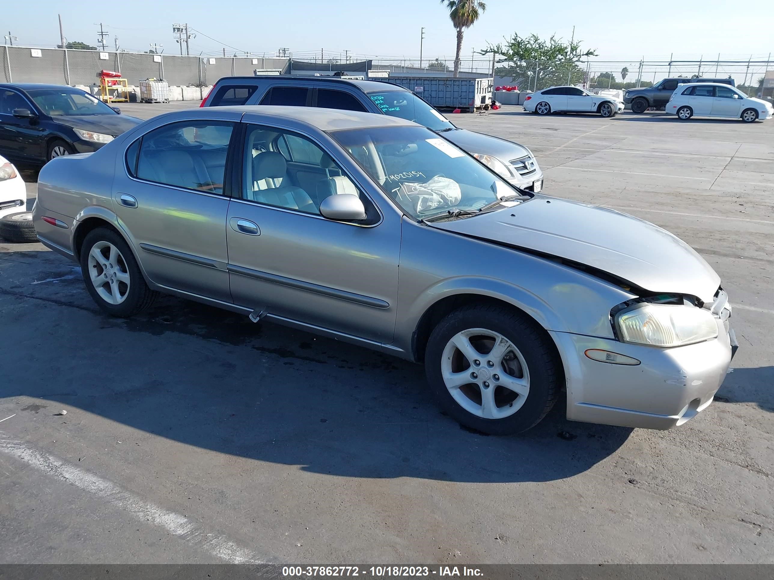 nissan maxima 2001 jn1ca31a71t307039