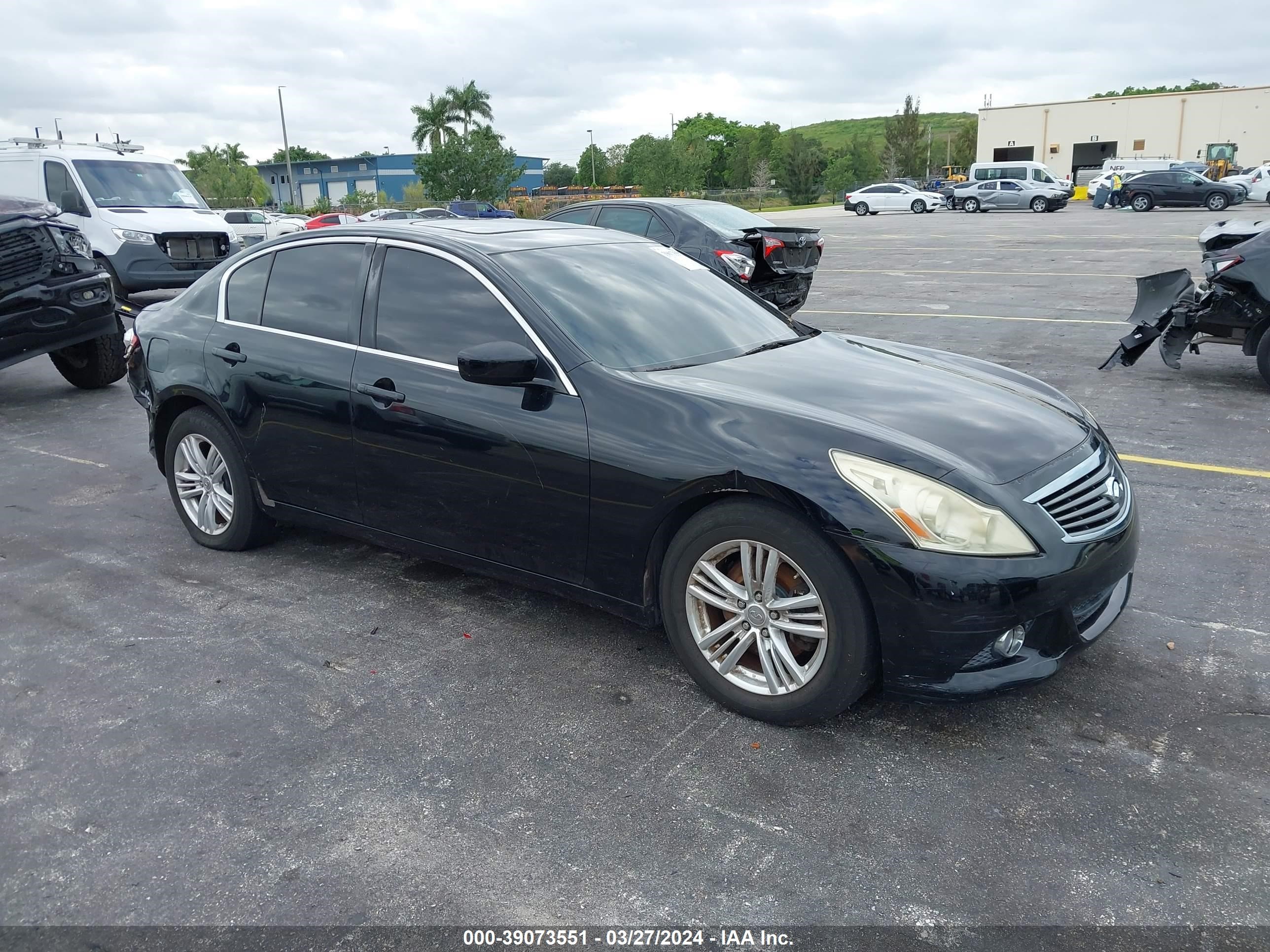 infiniti  2012 jn1dv6ar5cm730361