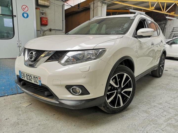 nissan x-trail 2018 jn1jcat32u0048633