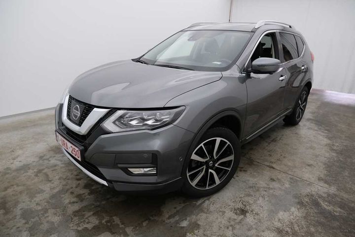 nissan x-trail &#3917 2018 jn1jcat32u0113400