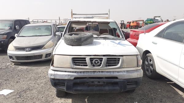 nissan pick up d/c 2002 jn6ad23s72x118474