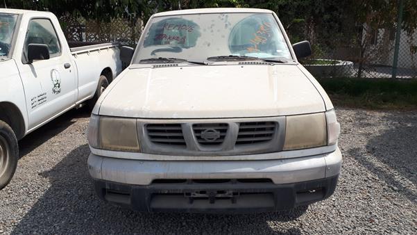 nissan 2400 2001 jn6bd22s51x027000