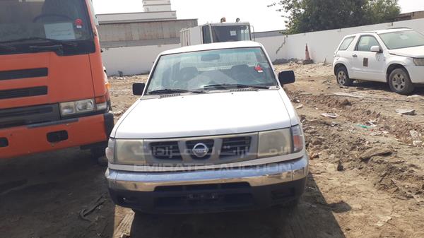 nissan 2400 2003 jn6bd23s93x136125