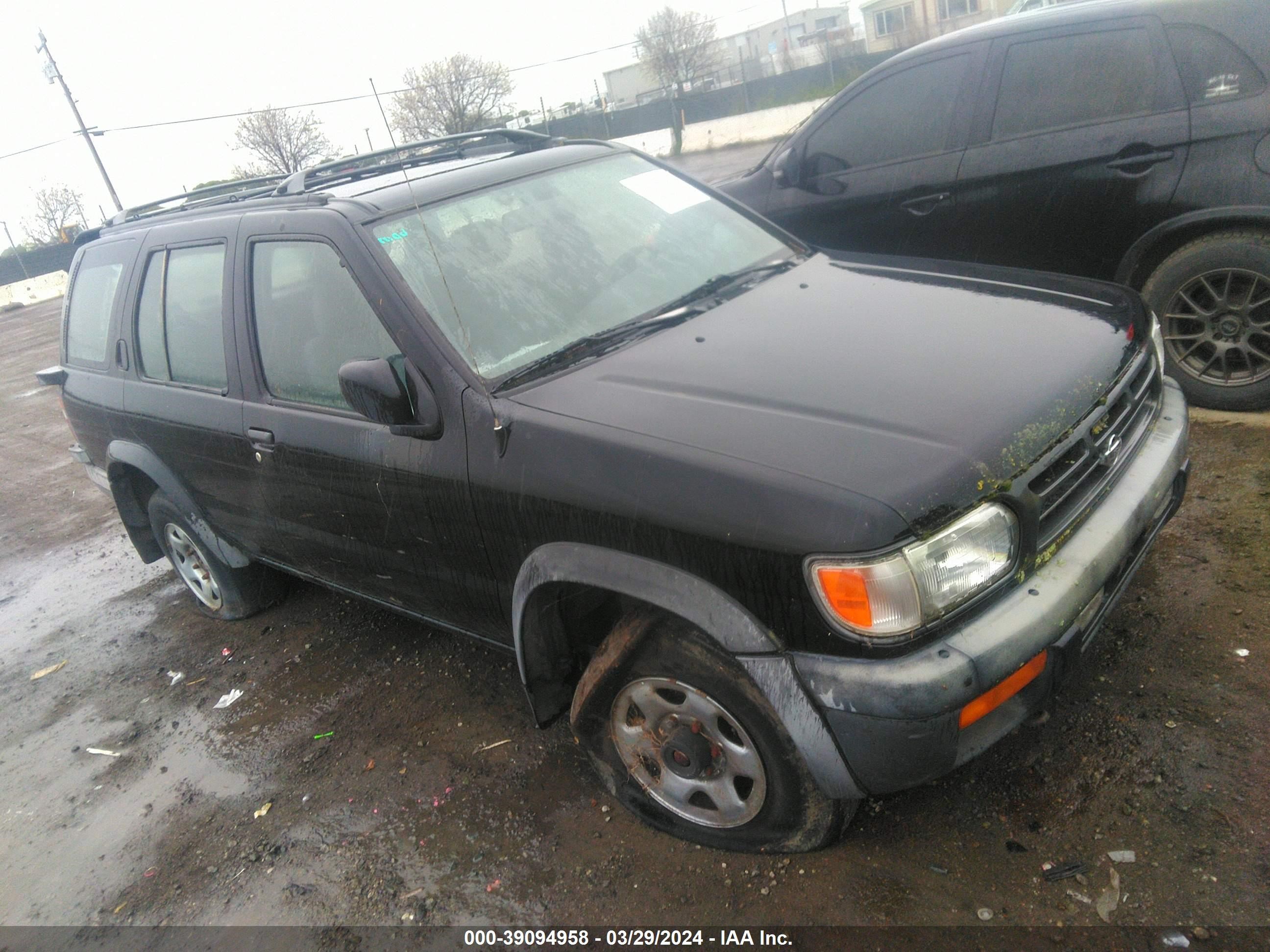 nissan pathfinder 1996 jn8ar05y0tw002510