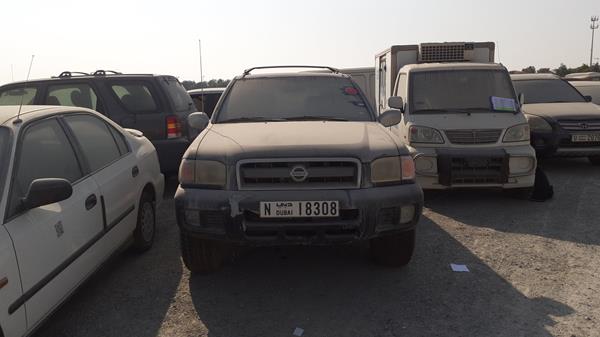 nissan pathfinder 2002 jn8ar05y22w523209