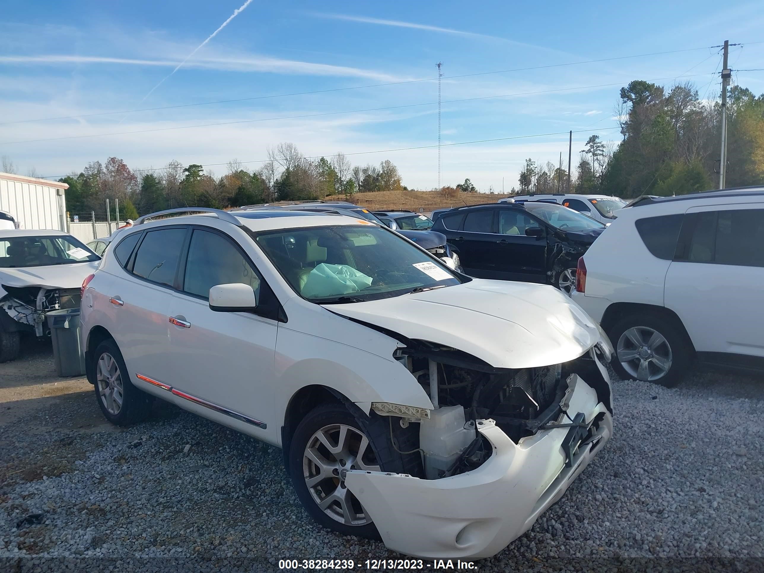 nissan rogue 2011 jn8as5mt0bw180472