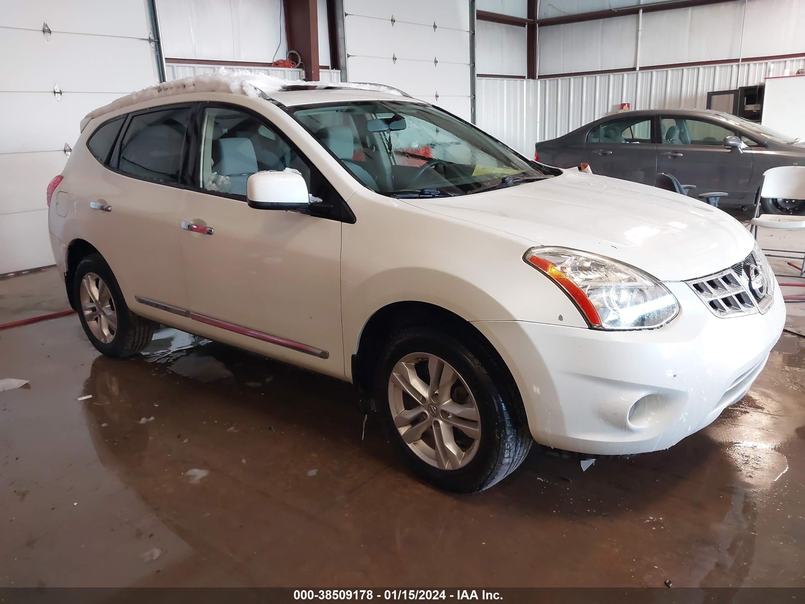 nissan rogue 2013 jn8as5mt8dw526173