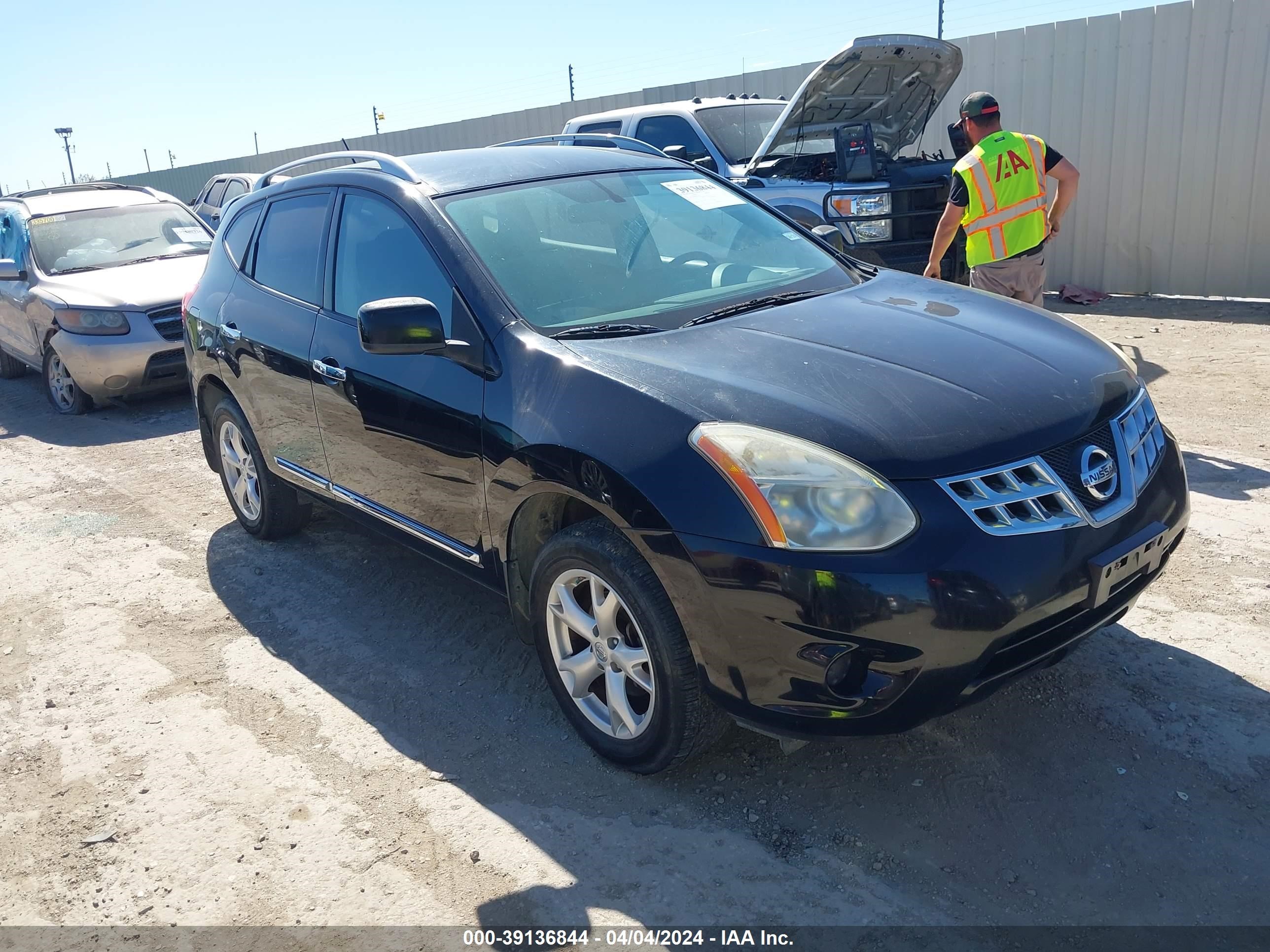 nissan rogue 2011 jn8as5mv6bw665295