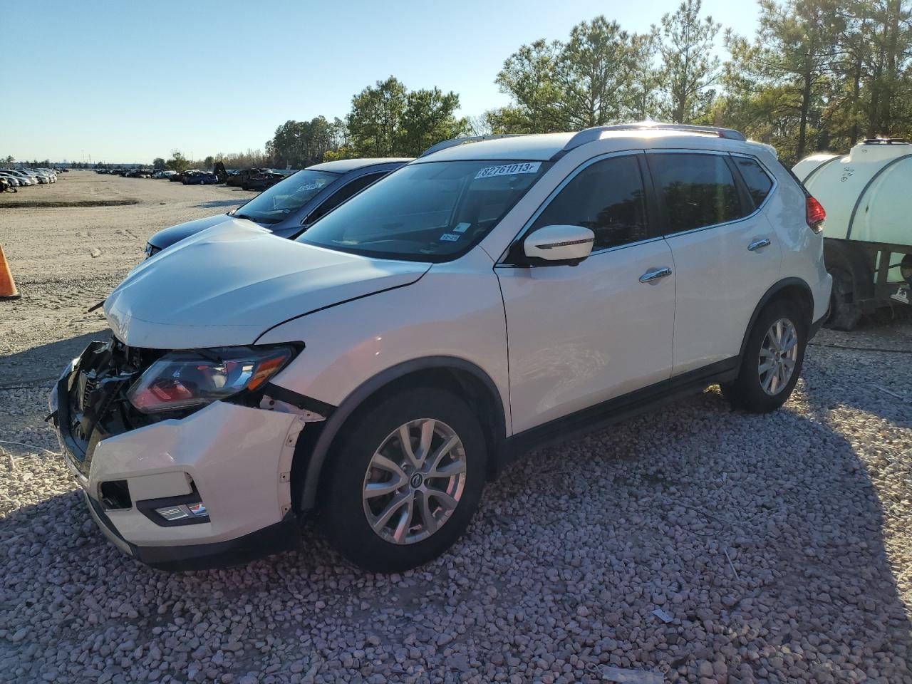 nissan rogue 2017 jn8at2mt0hw405204