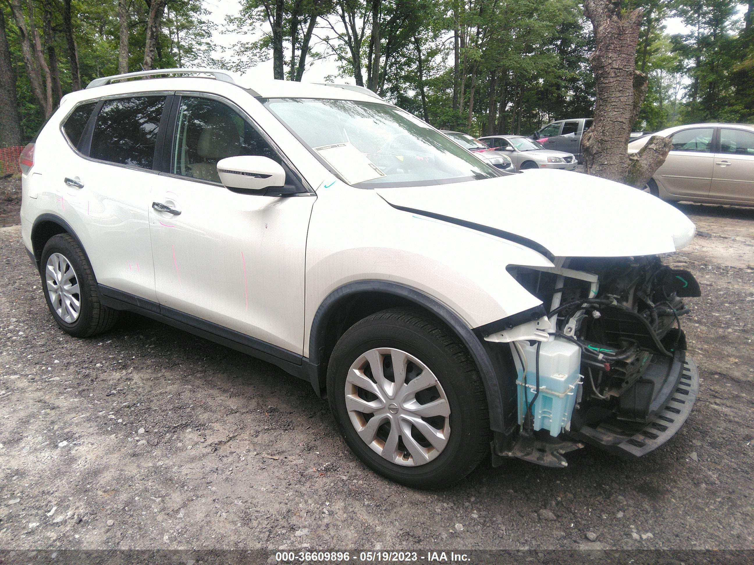 nissan rogue 2016 jn8at2mt5gw013494