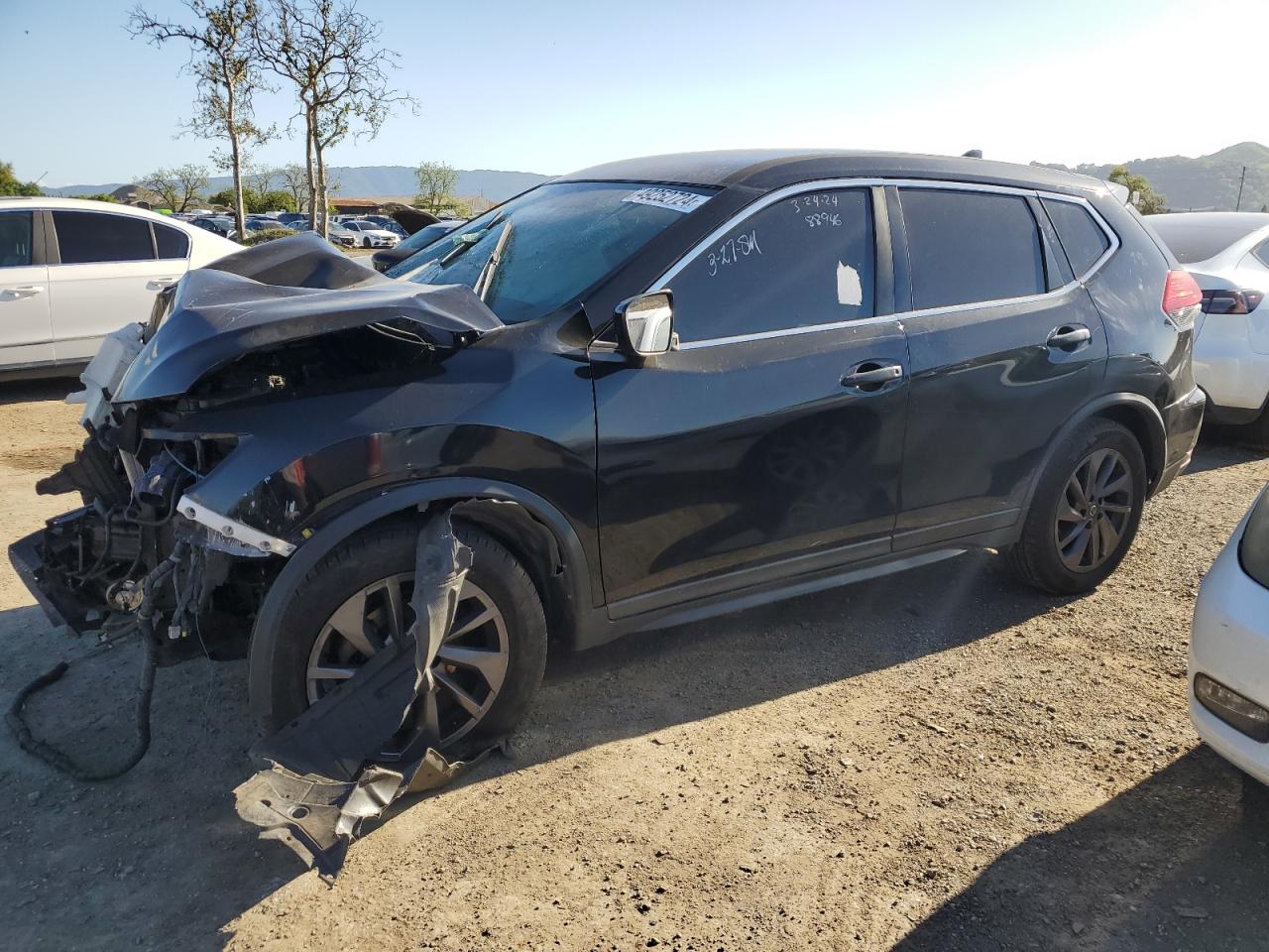 nissan rogue 2017 jn8at2mt7hw387042