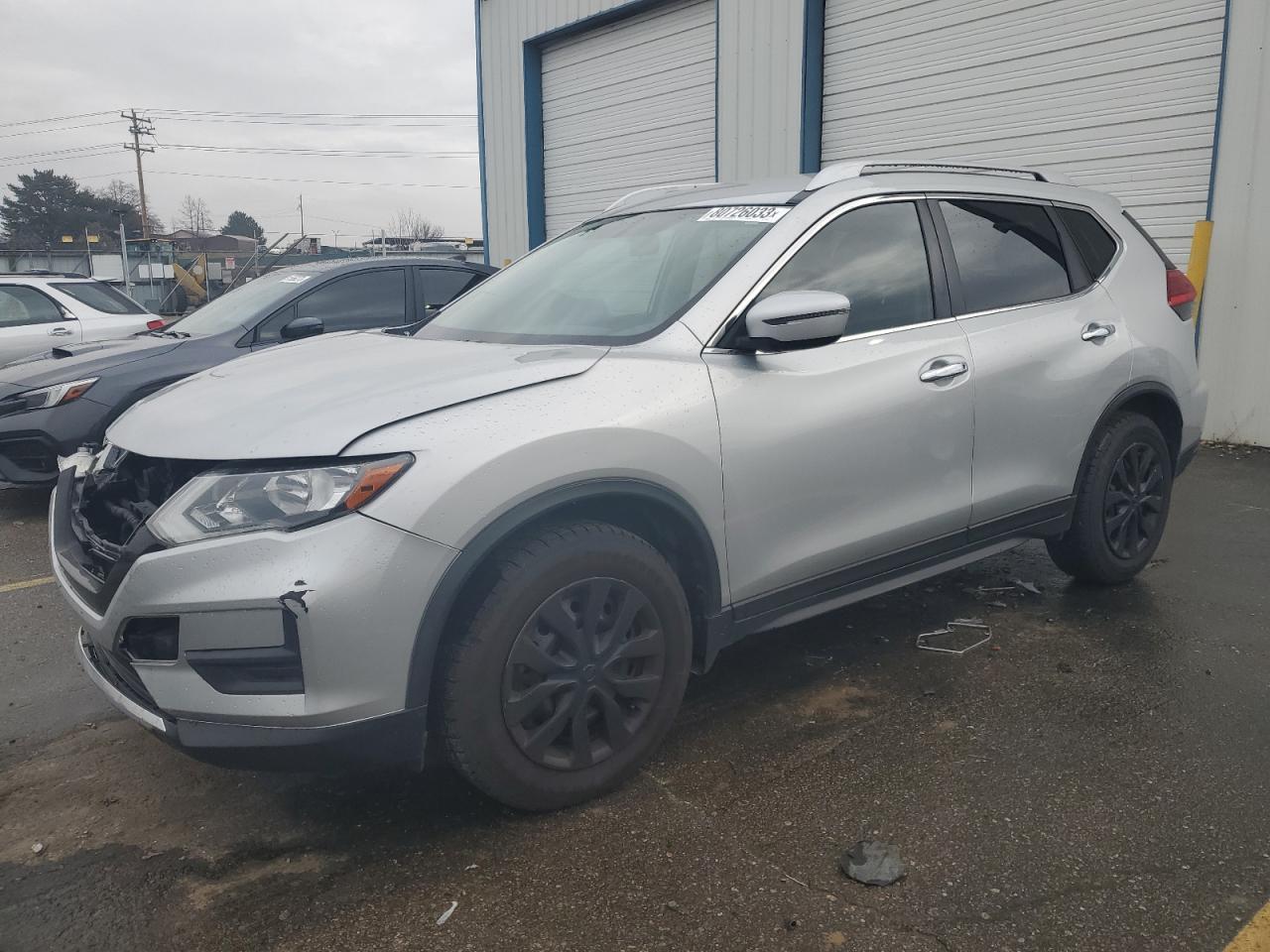 nissan rogue 2017 jn8at2mt8hw149197