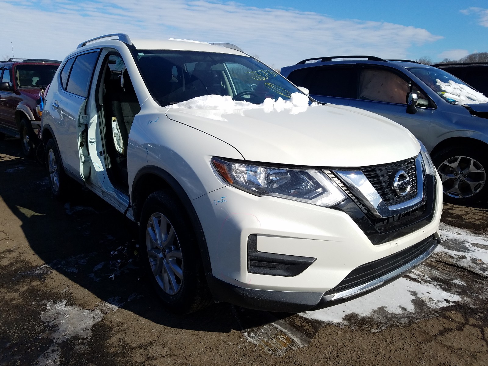 nissan rogue s 2017 jn8at2mv0hw264684