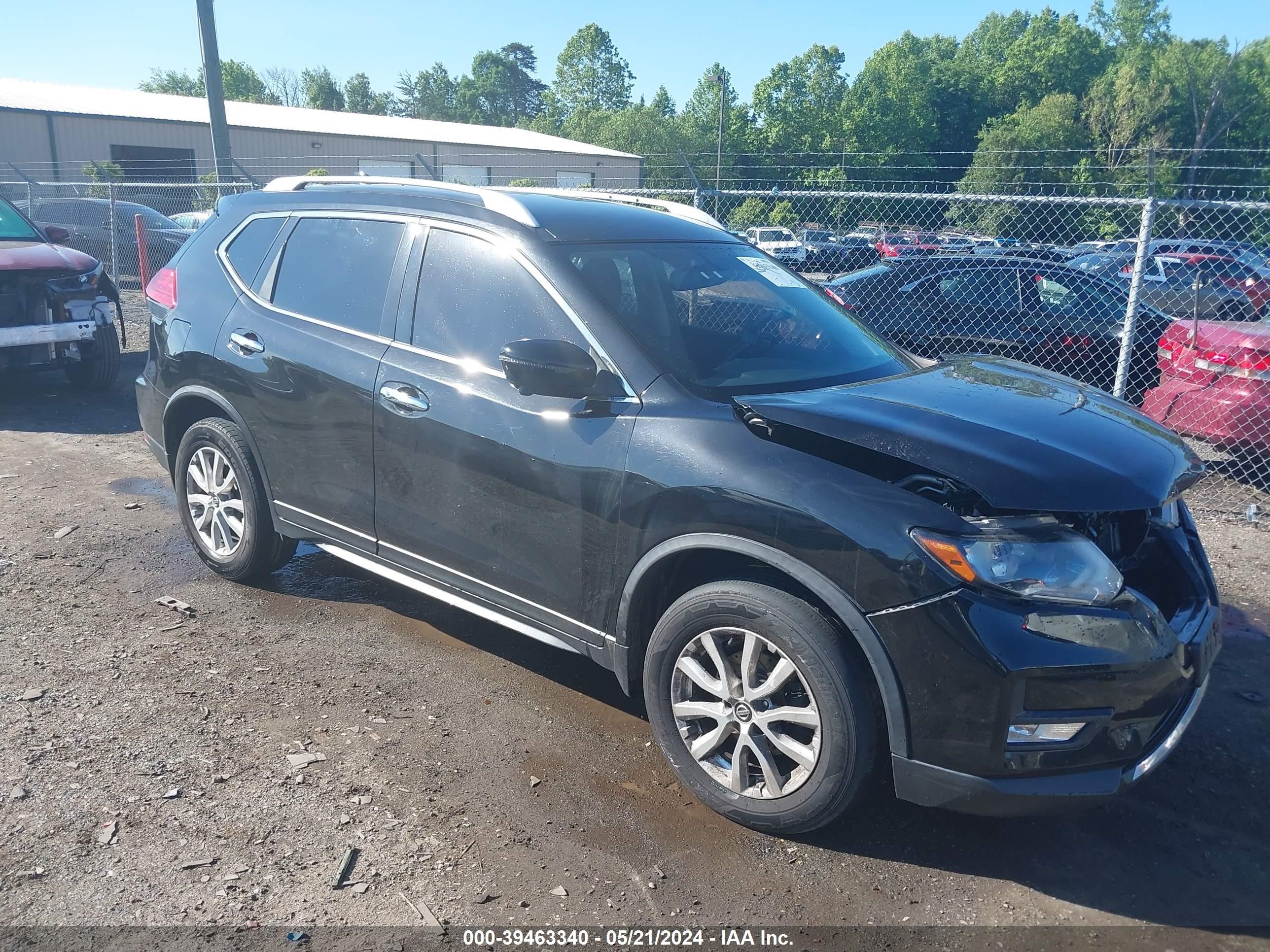 nissan rogue 2017 jn8at2mv2hw018218