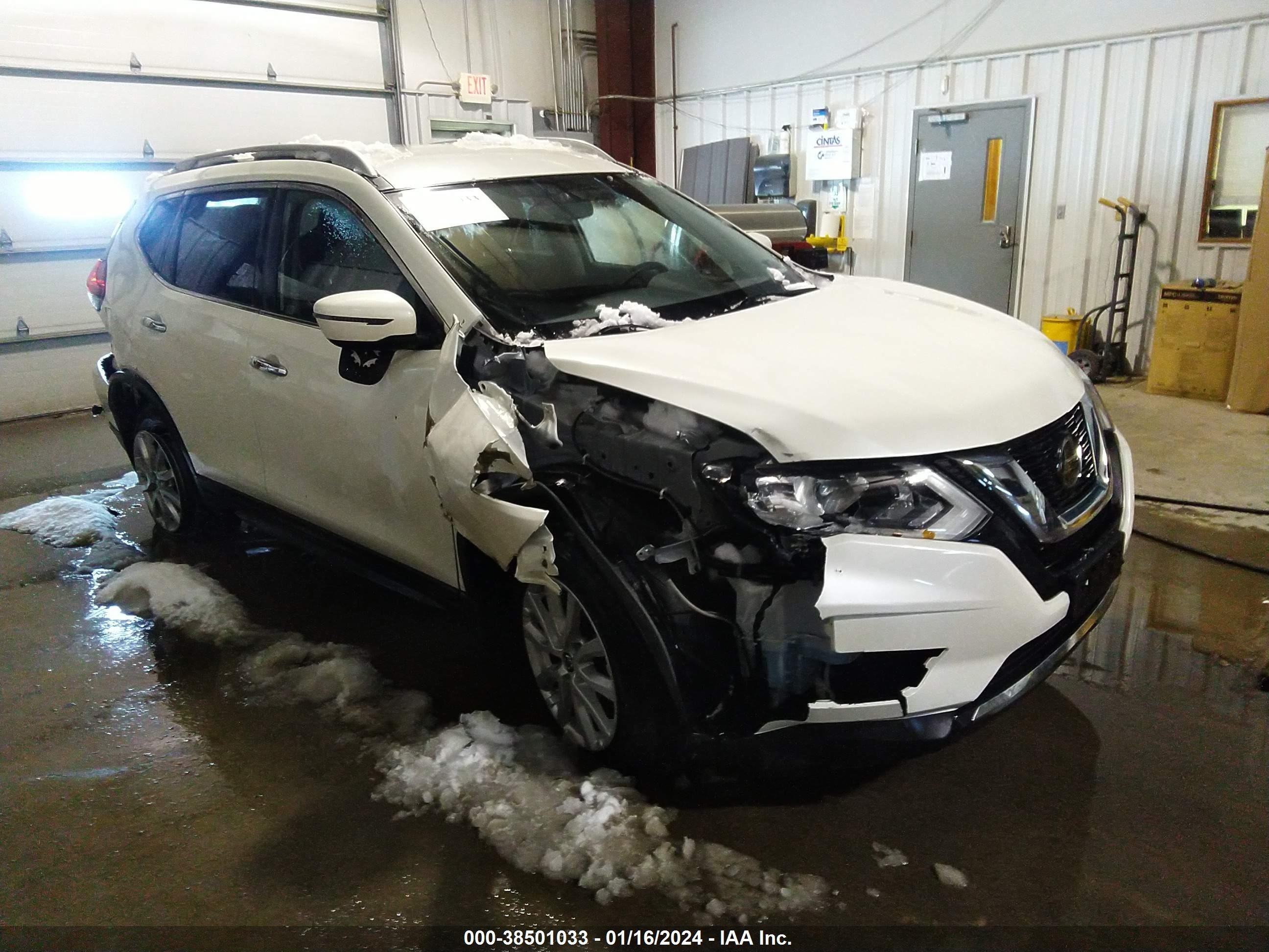 nissan rogue 2018 jn8at2mv2jw354571