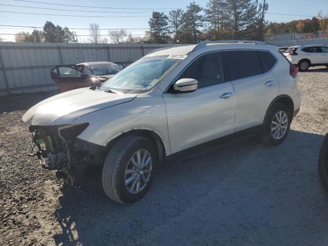 nissan rogue s 2017 jn8at2mv3hw272262