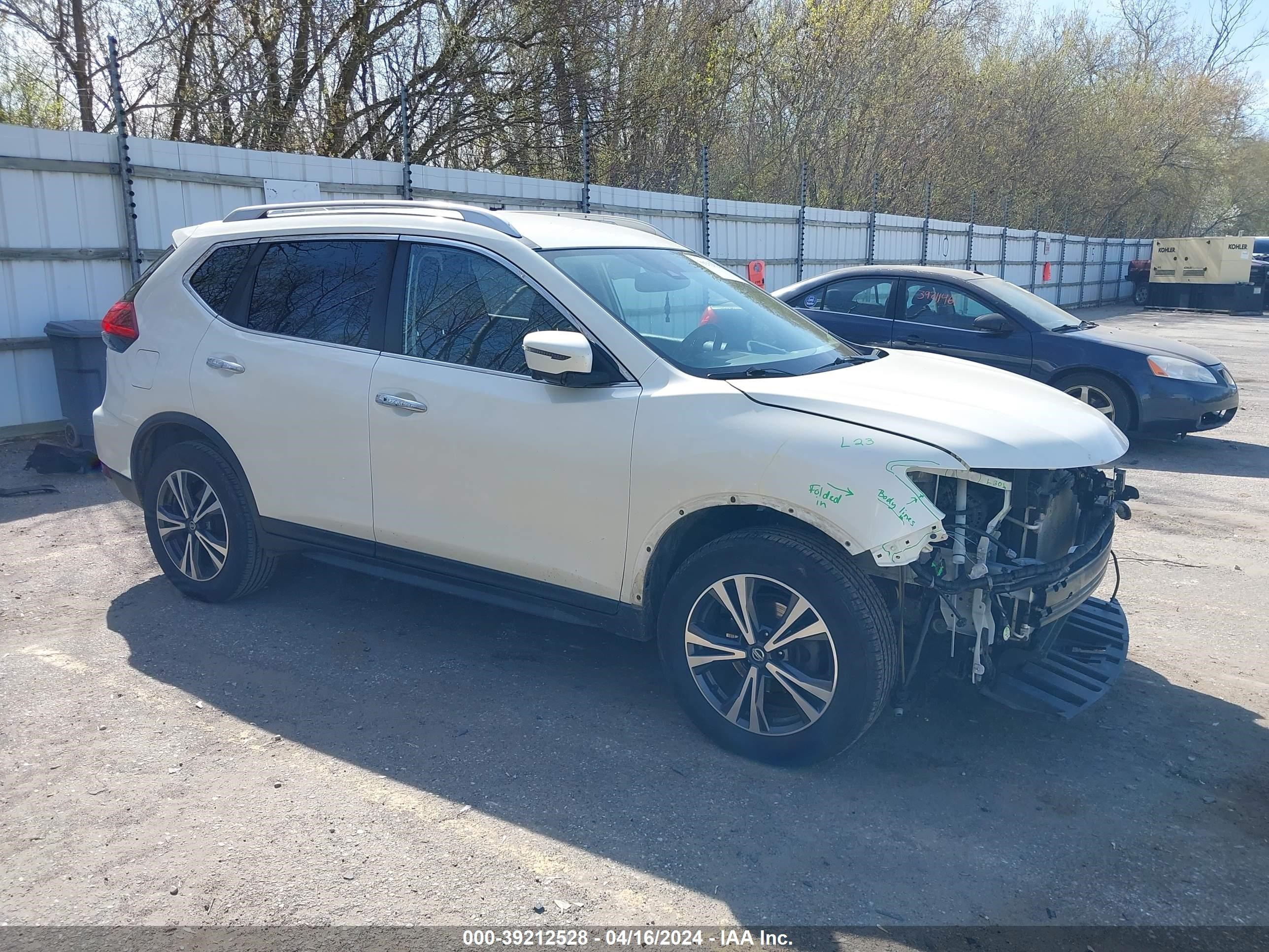 nissan rogue 2019 jn8at2mv3kw378069