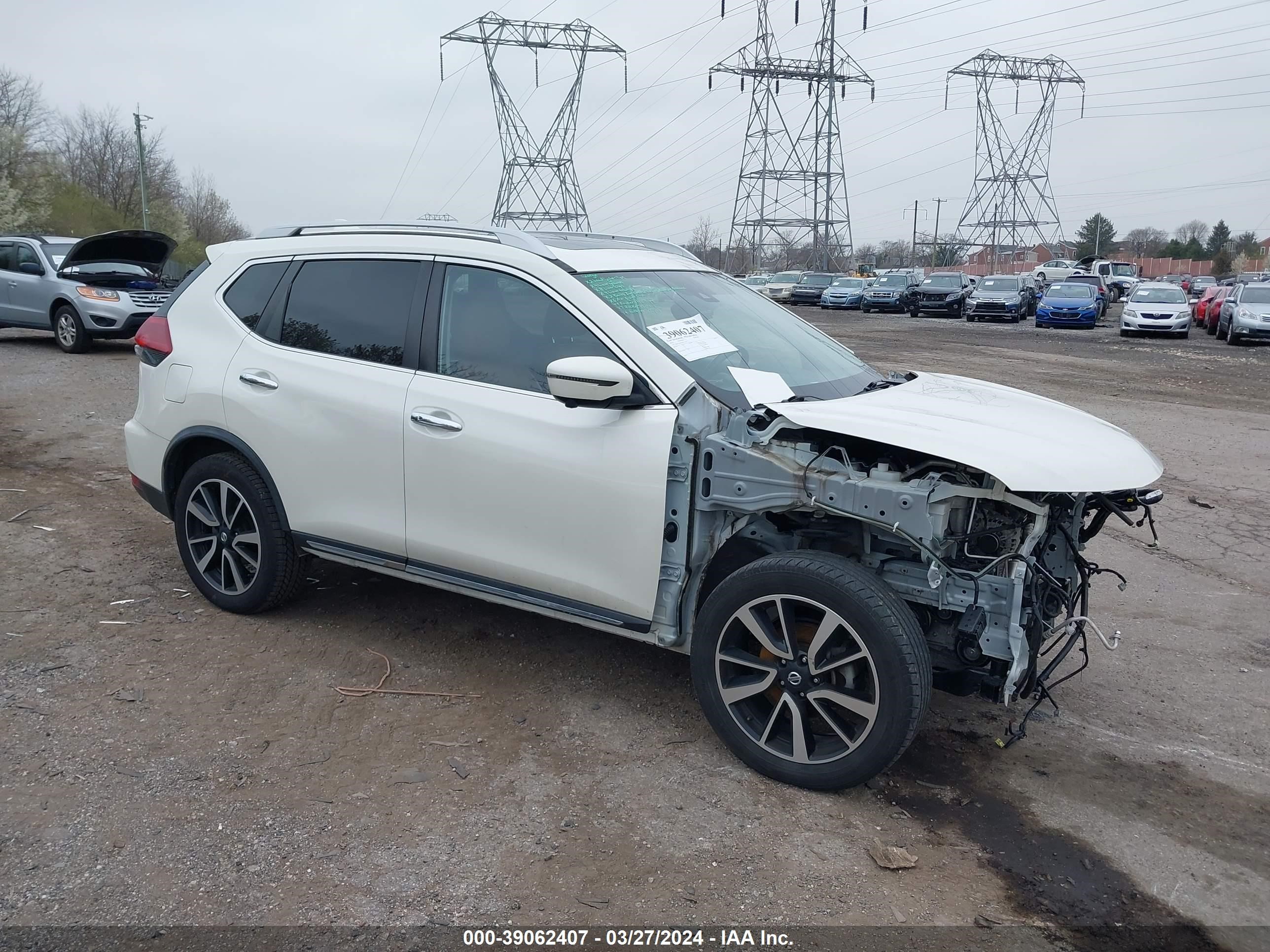 nissan rogue 2018 jn8at2mv4jw311026