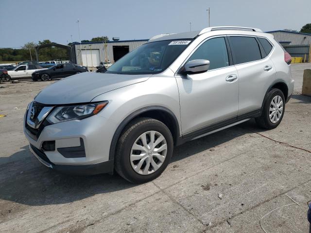 nissan rogue s 2017 jn8at2mv6hw251728