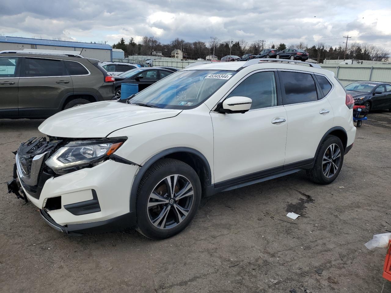 nissan rogue 2019 jn8at2mv6kw383685