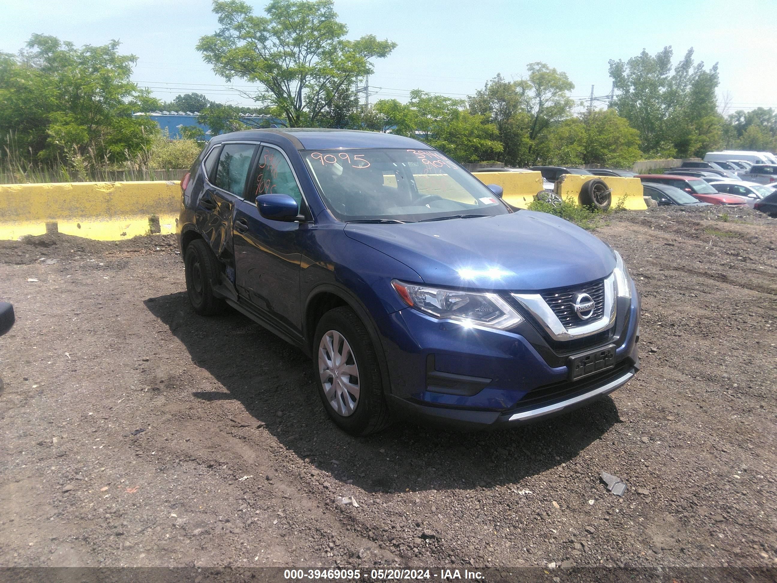 nissan rogue 2017 jn8at2mv7hw012222