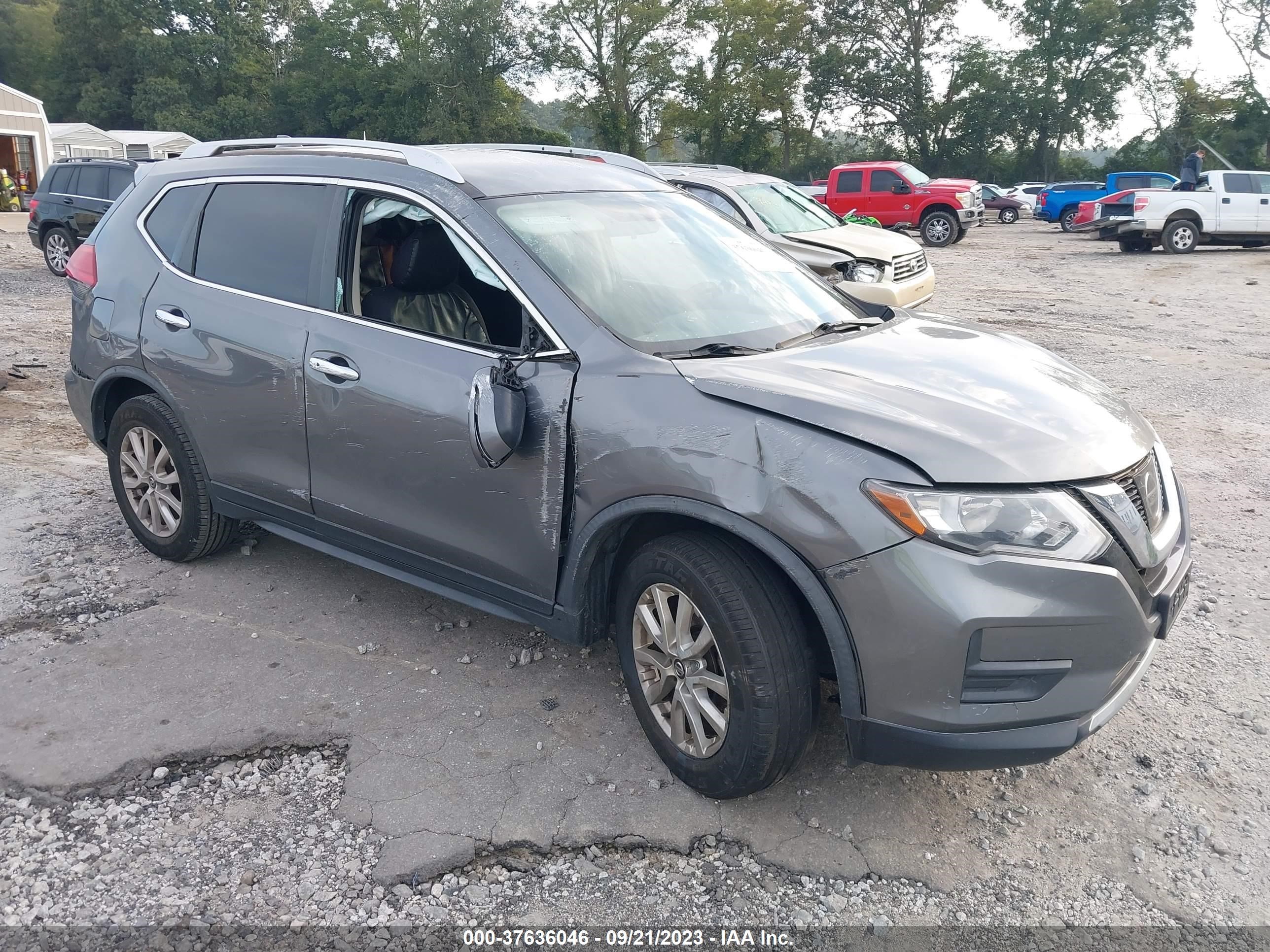 nissan rogue 2017 jn8at2mv7hw273026