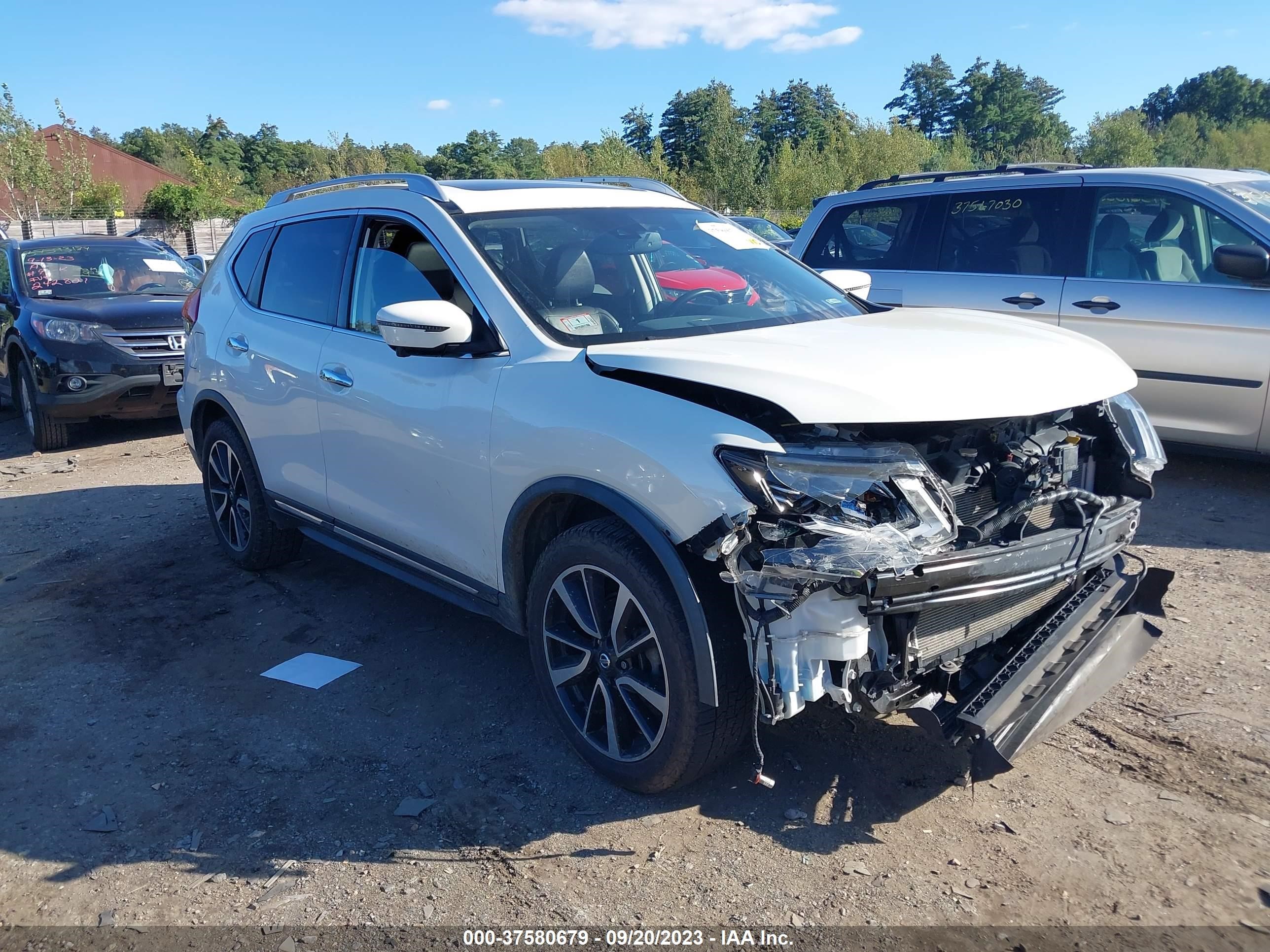 nissan rogue 2018 jn8at2mv7jw310498