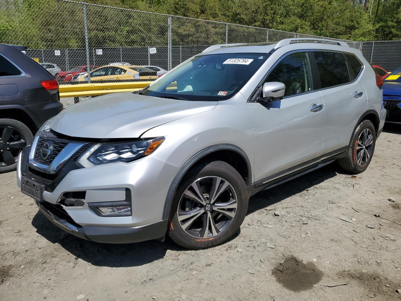 nissan rogue 2018 jn8at2mv8jw303642