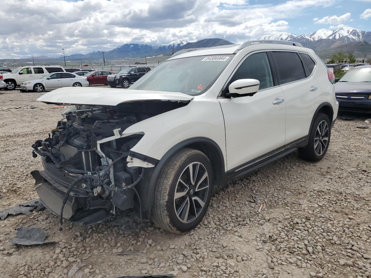 nissan rogue 2018 jn8at2mv8jw314558