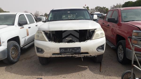 nissan patrol 2014 jn8ay2ny9e9075052