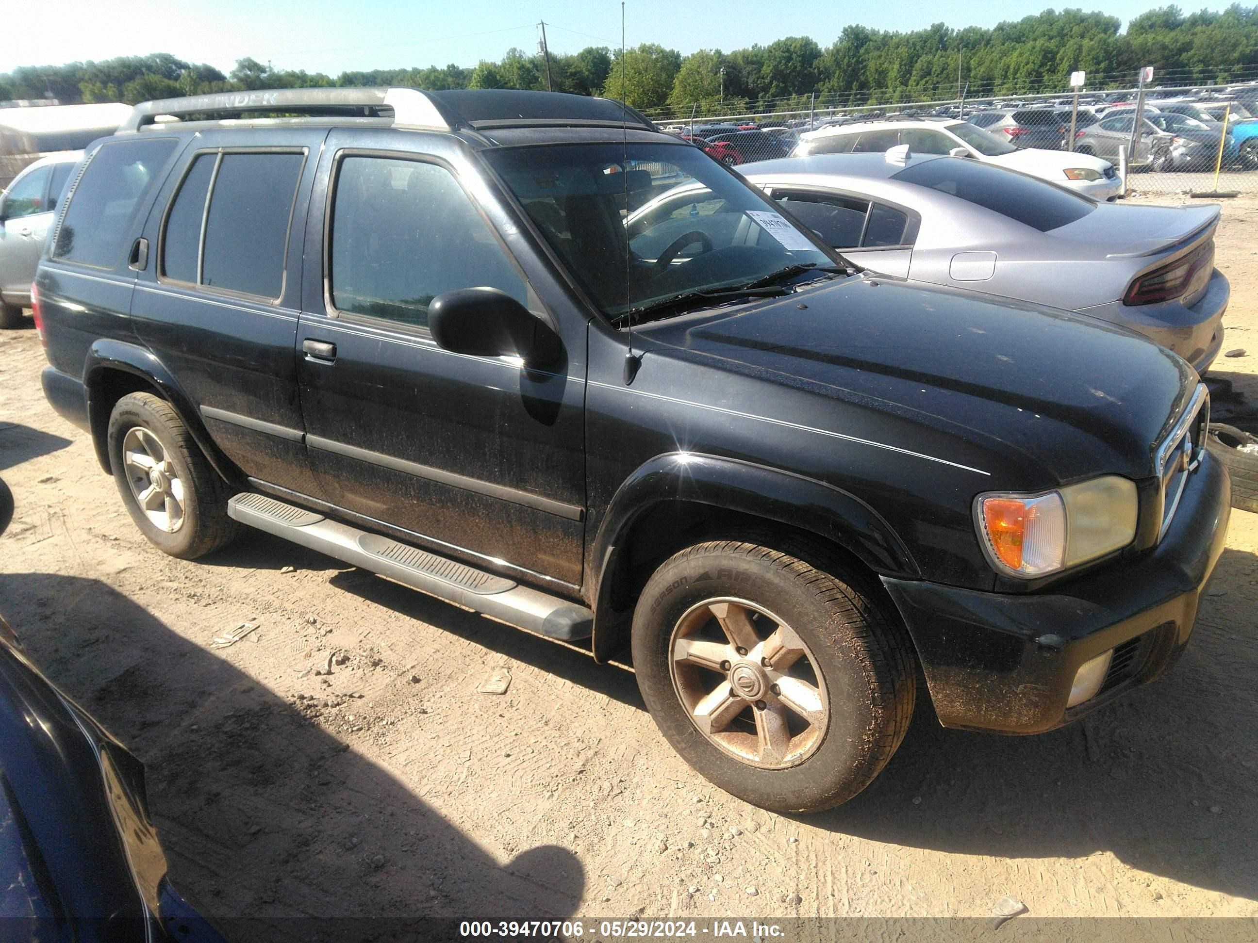 nissan pathfinder 2004 jn8dr09x34w807627