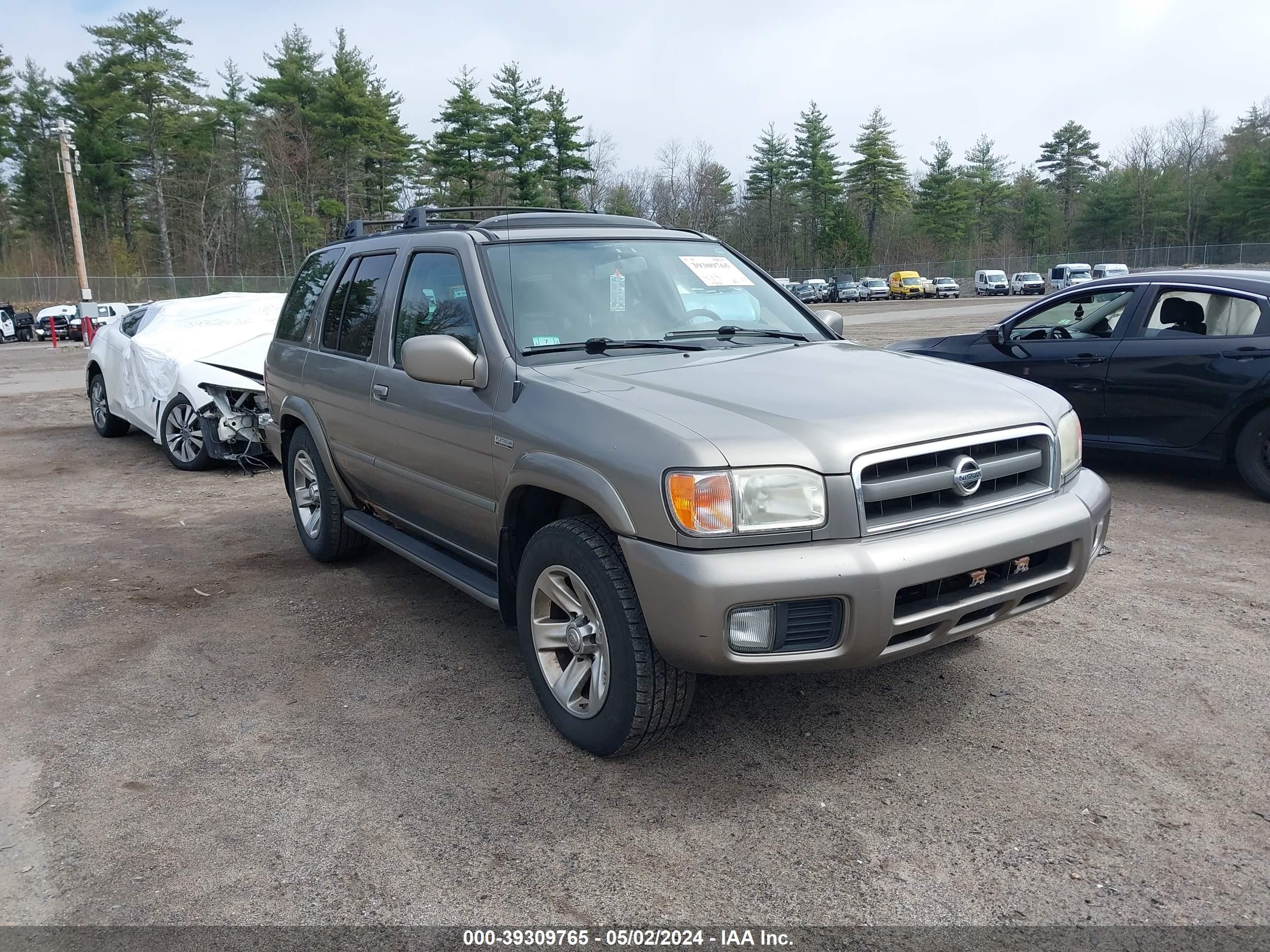 nissan pathfinder 2004 jn8dr09y74w917332