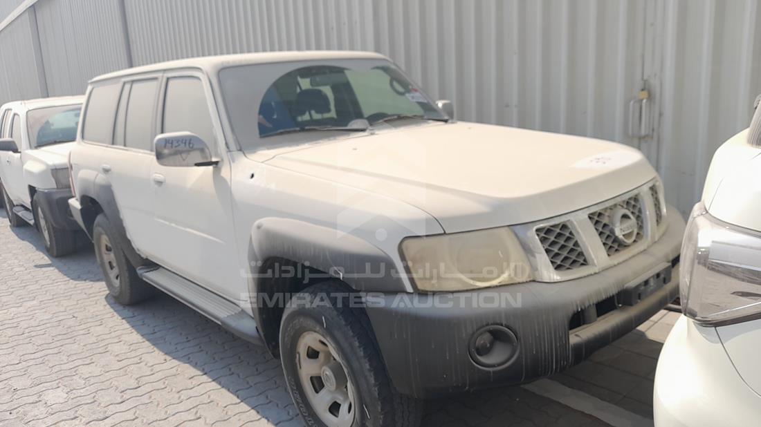 nissan patrol 2010 jn8fy15y9ax581275