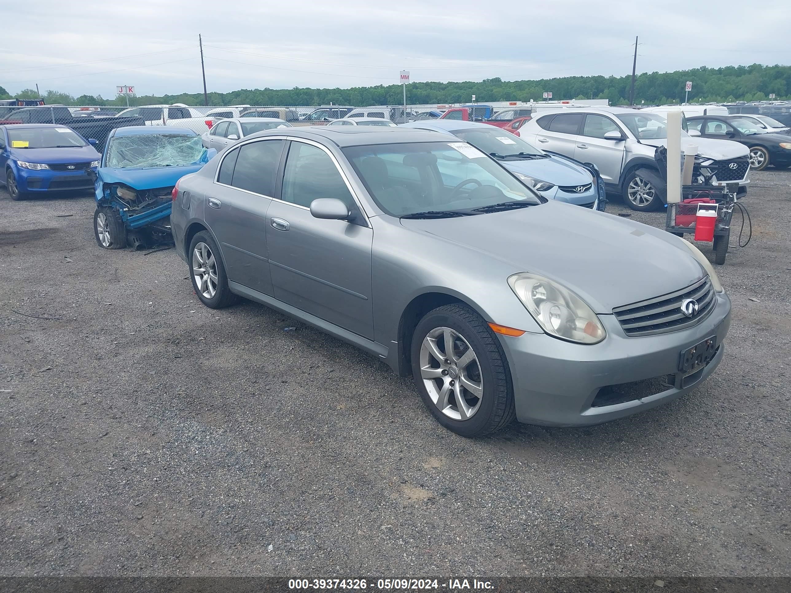 infiniti  2005 jnkcv51f55m302719