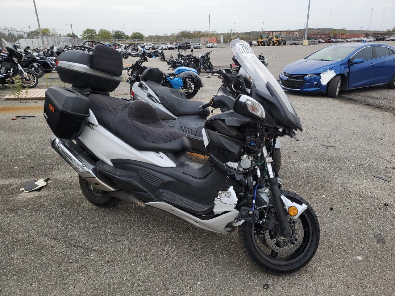 suzuki  2018 js1cp51b3j2100065