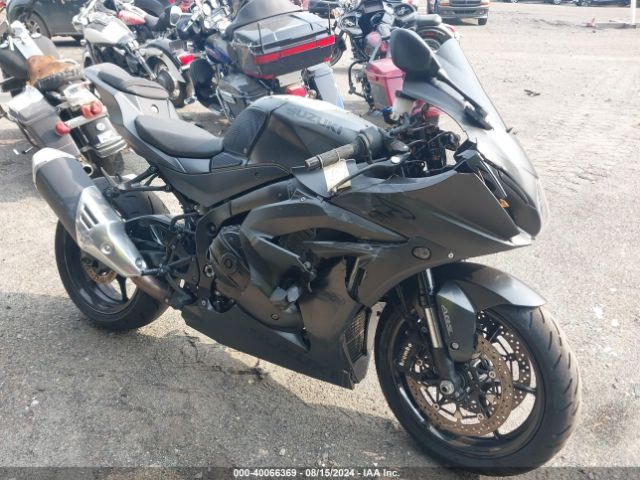 suzuki gsx-r1000 2021 js1dm11b0m7100103