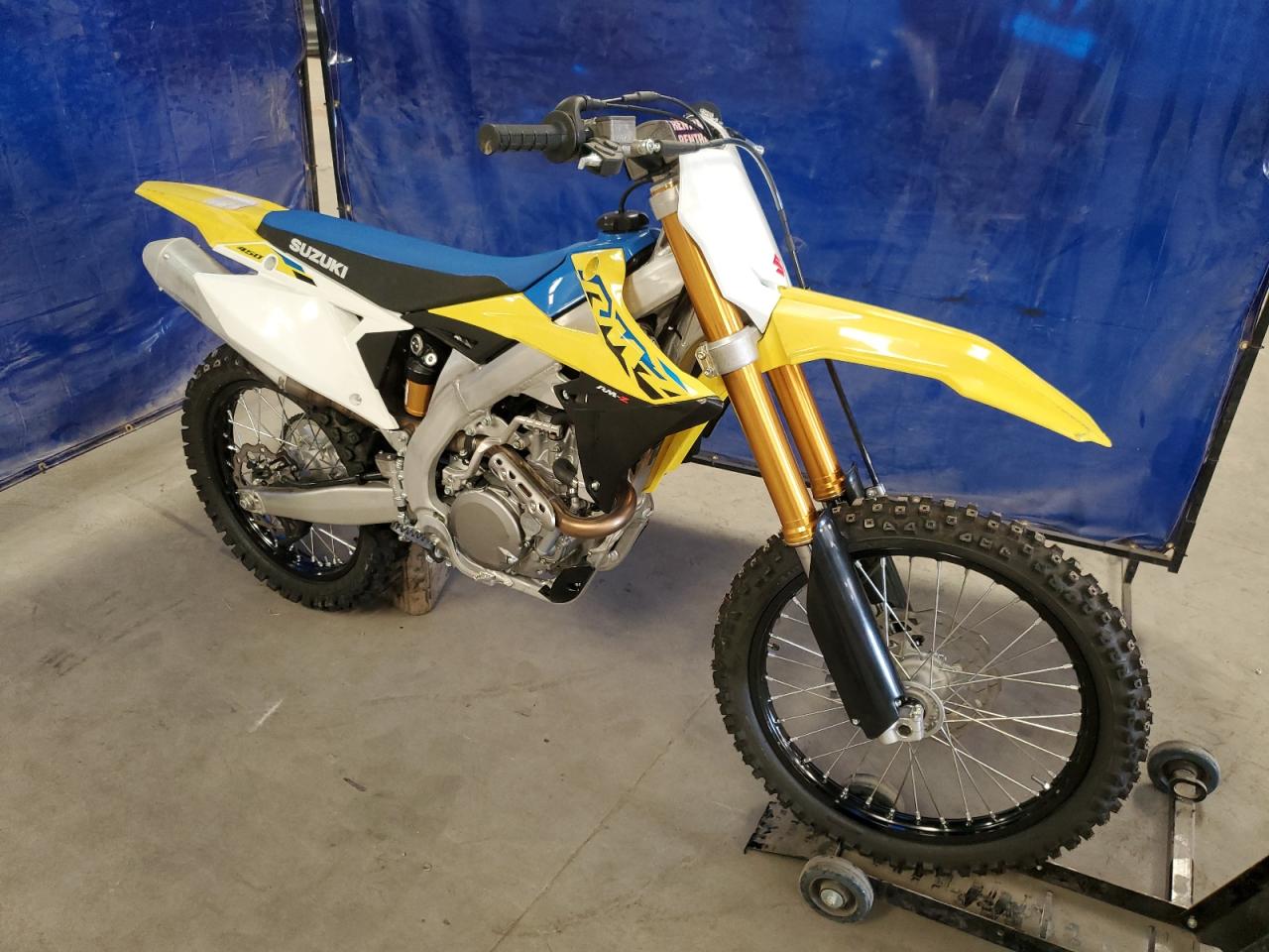 suzuki  2023 js1dz11c2p7100442