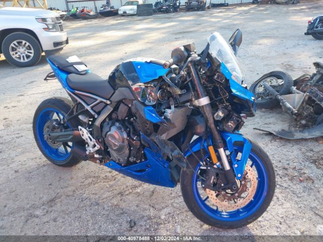 suzuki gsx-8r 2024 js1em13b9r7103638