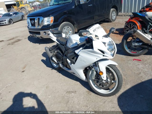 suzuki gsx-r600 2019 js1gn7fa1k7101187